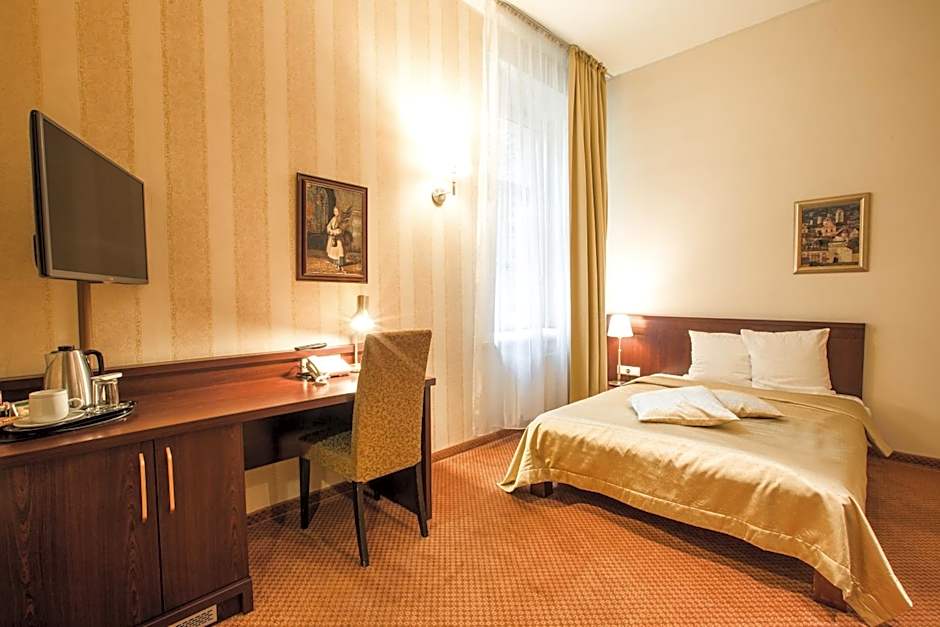 Monika Centrum Hotels