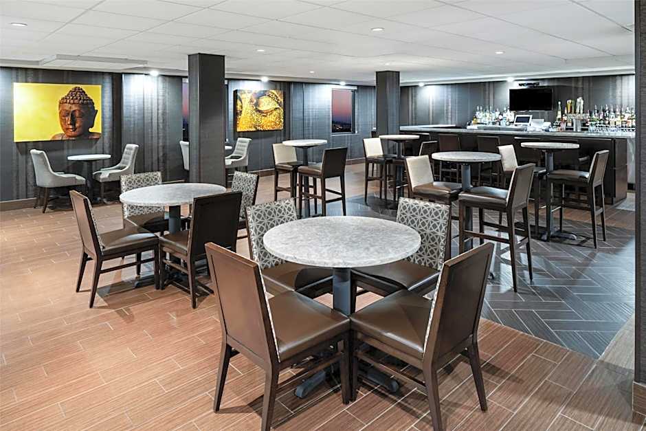 Best Western Premier NYC Gateway Hotel