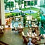 Inya Lake Hotel Yangon