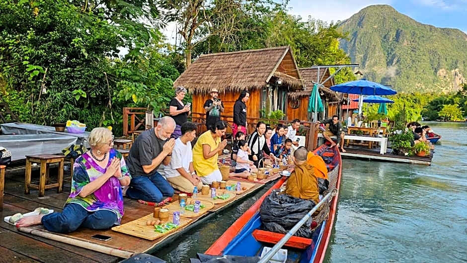 Pavilion Pha Leuang & Bungalows