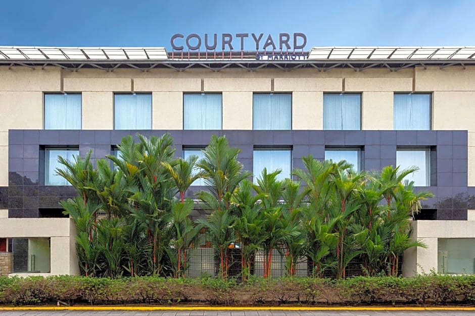 Courtyard by Marriott Kochi Airport