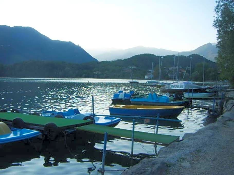 B&B In Riva al Lago