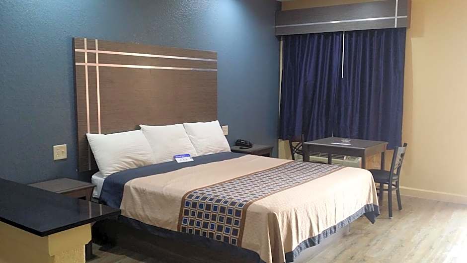 Americas Best Value Inn & Suites Houston NE