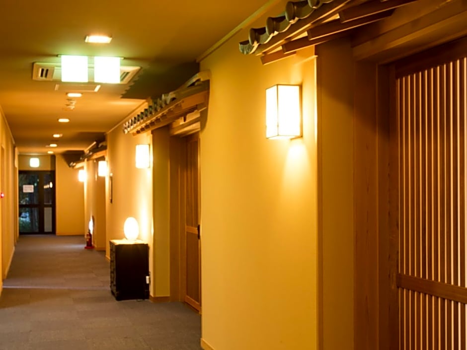 Yufuin Onsen Ryokan Mebaeso