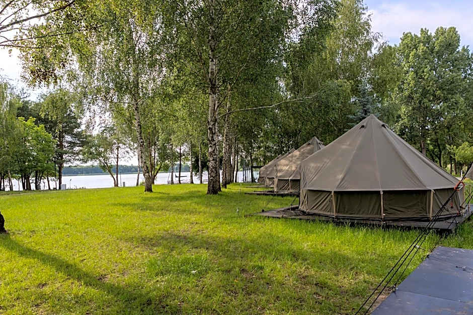 Beztroska Zatoka - ośrodek wypoczynkowy Jacuzzi & Sauna