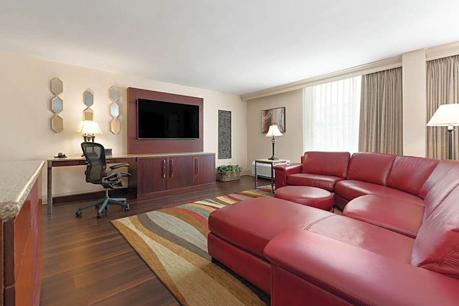 Wyndham Riverfront Little Rock