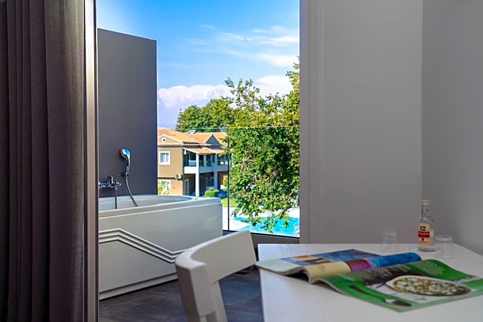 Acharavi Beach Hotel