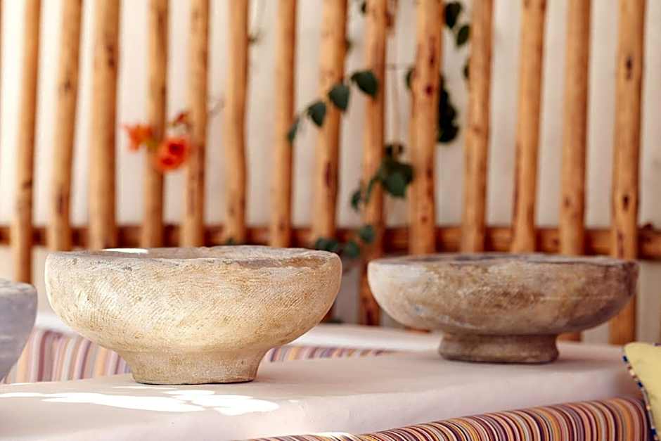 Golden Beach Studios & Suites