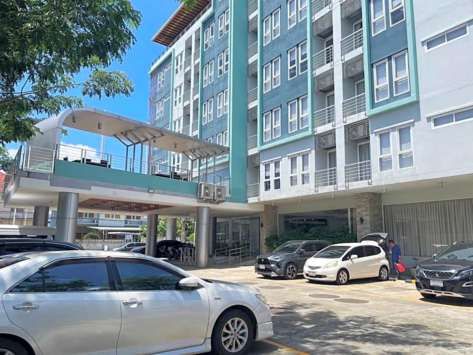 Anna-Nava Pakkret Hotel