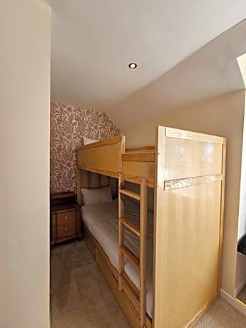 Courtyard Family Room