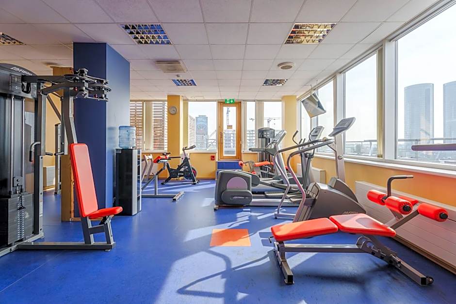 Riga Islande Hotel with FREE Parking