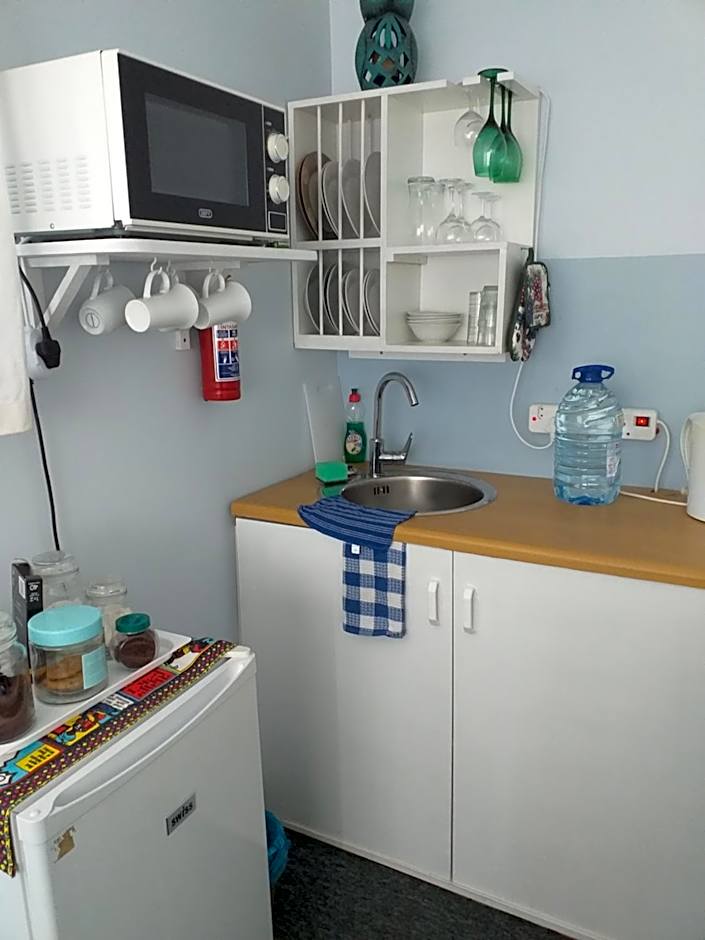 A1 Kynaston Guest House bed and breakfast or self catering