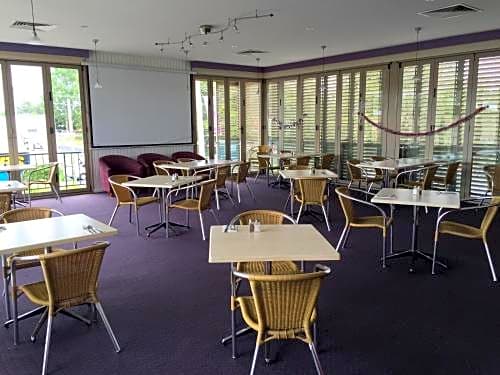 Karinga Motel, SureStay Hotel by Best Western