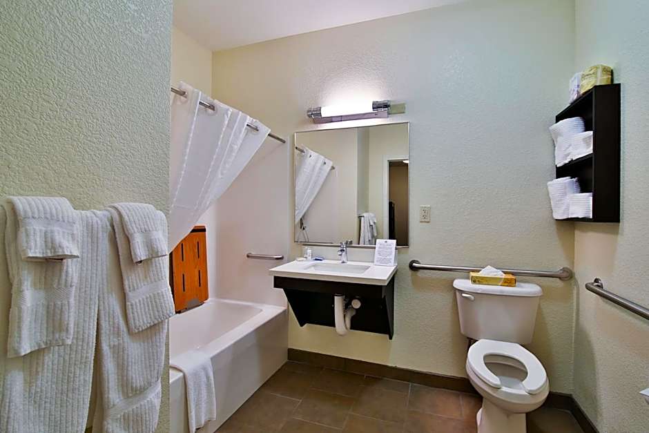 Candlewood Suites Bismarck By IHG