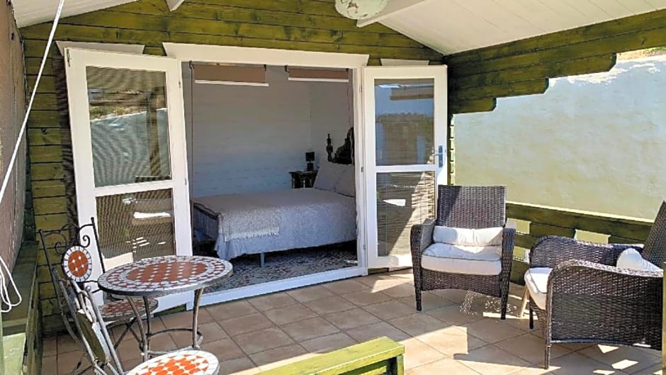 Cueva Romana, Solo Adultos, Apto para Nudistas