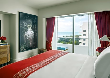 King Room with Partial Ocean View