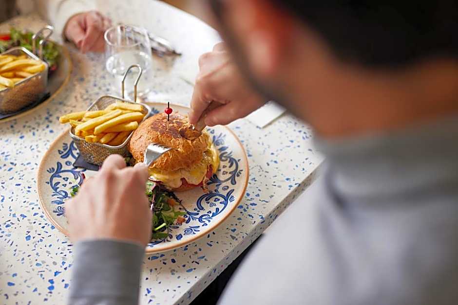 Hotel-Restaurant Isidore Nice Ouest