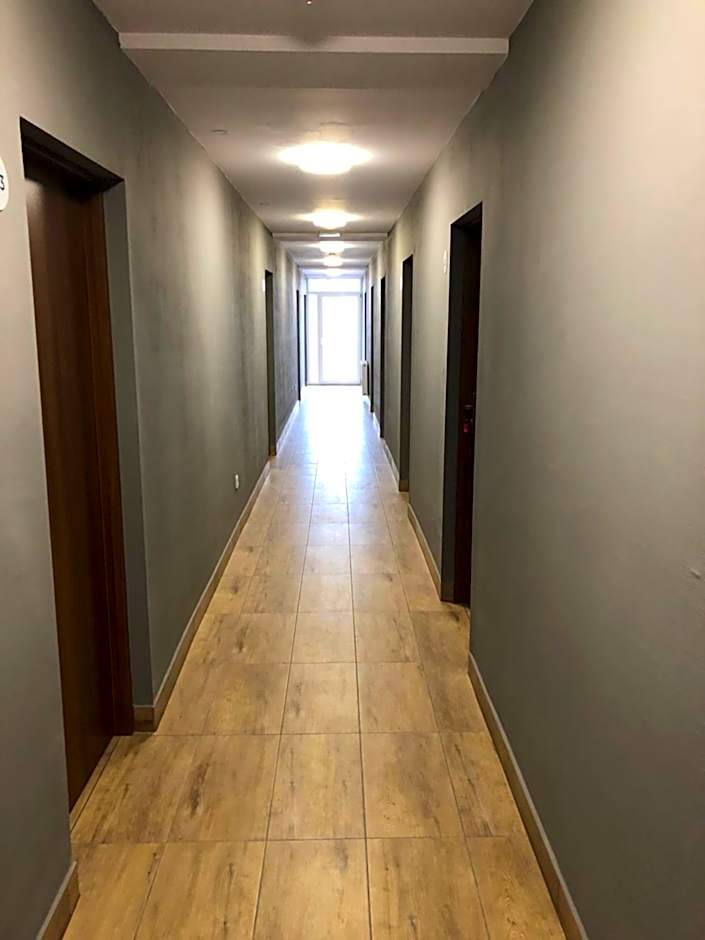 Aparthotel WADOWICE & Hostel GENERY