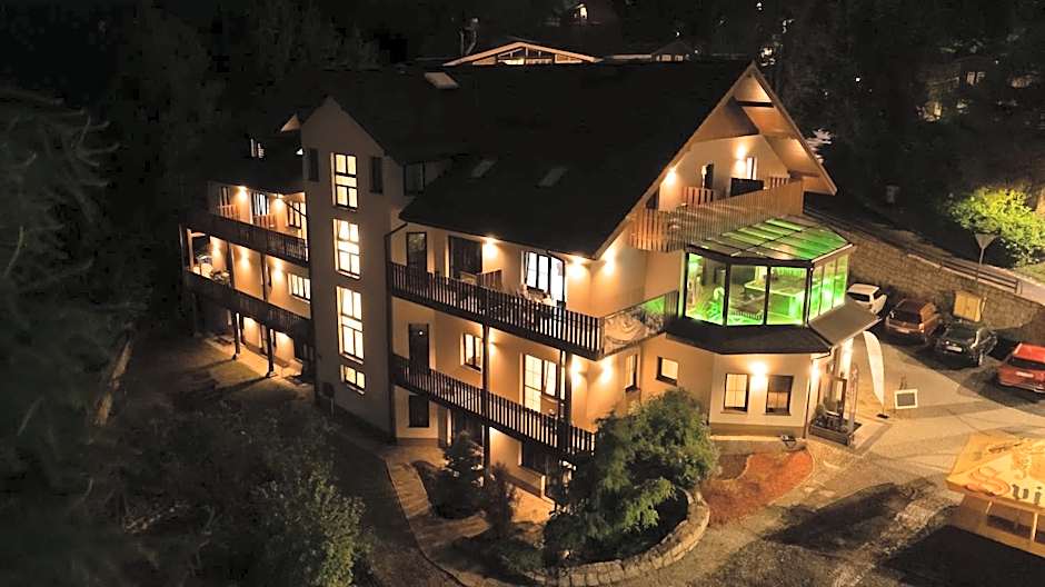 Karpacki & SPA - blisko wyciągu, Restauracja, Sala Zabaw, Bar 24h