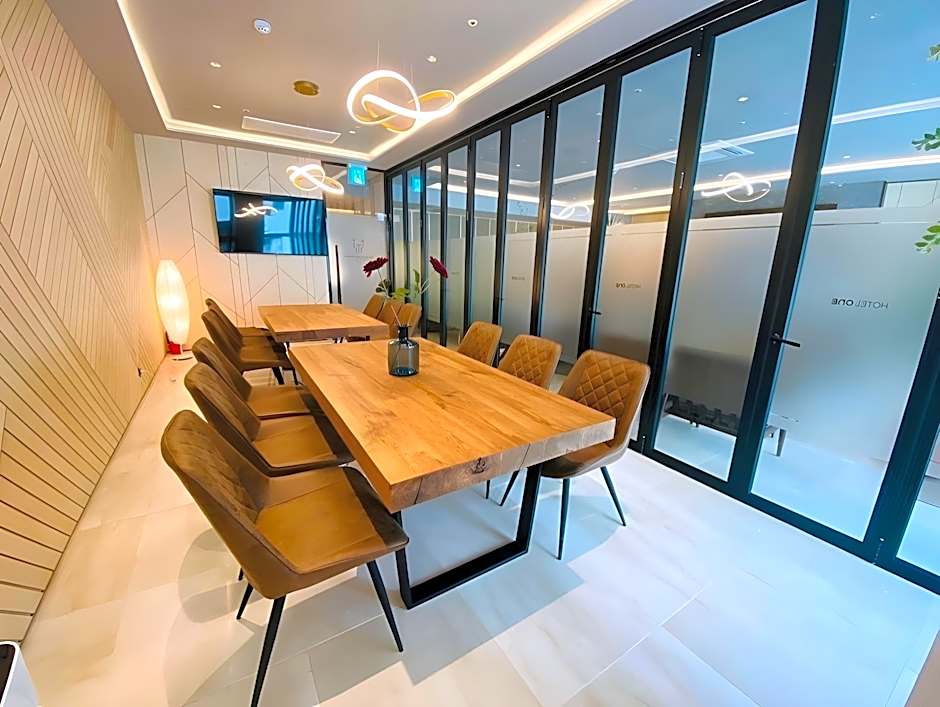 Hotel One