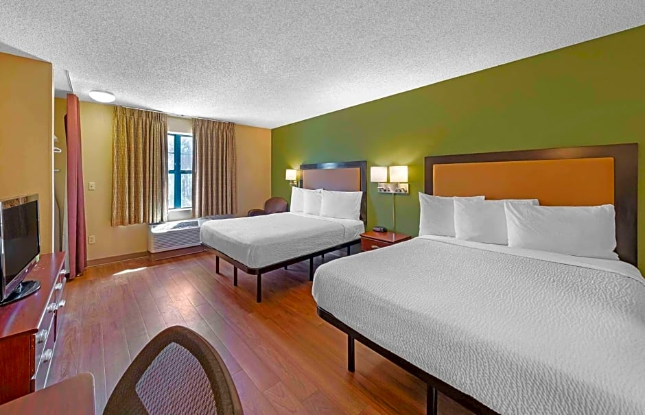 Extended Stay America Suites - Chicago - Gurnee