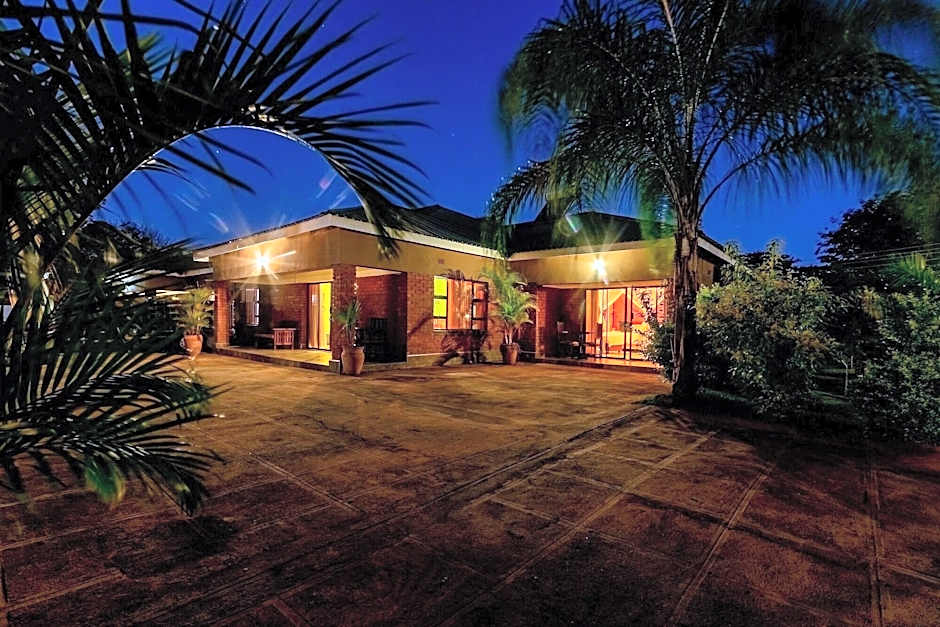 Dzimbahwe Guest Lodge