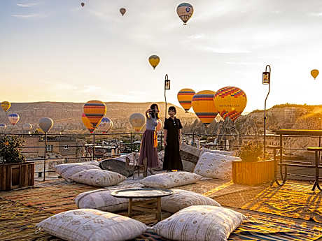 Ares Cave Suites