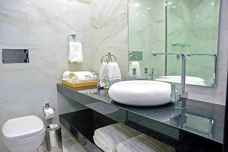 TRYP by Wyndham Santa Cruz