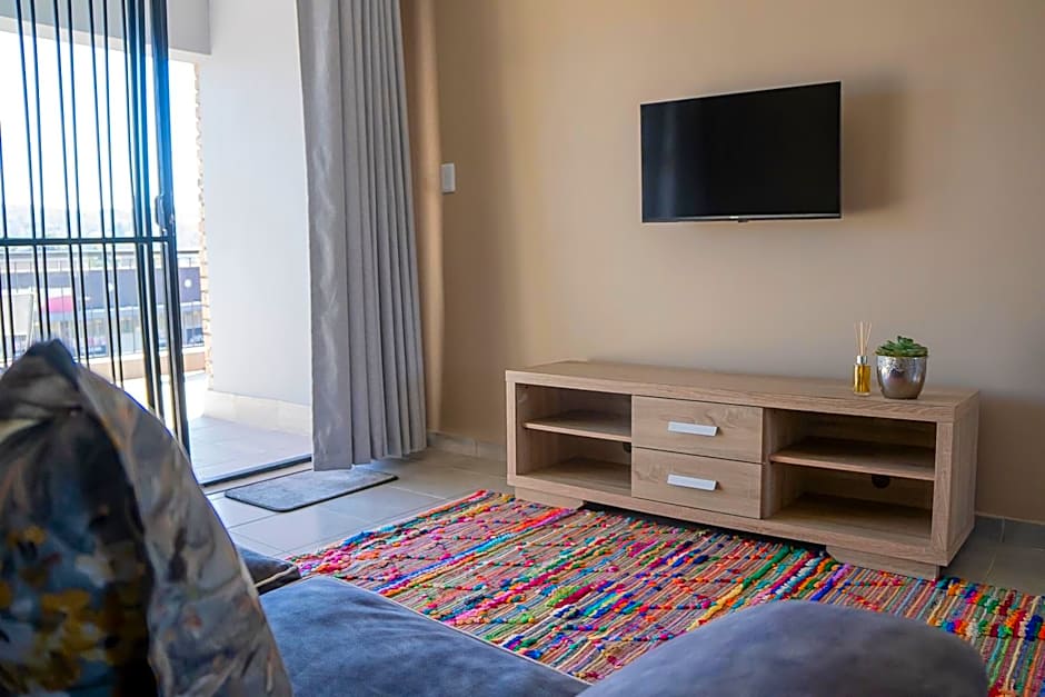 Airville Luxury Apartments, 7min Drive to Cresta Mall