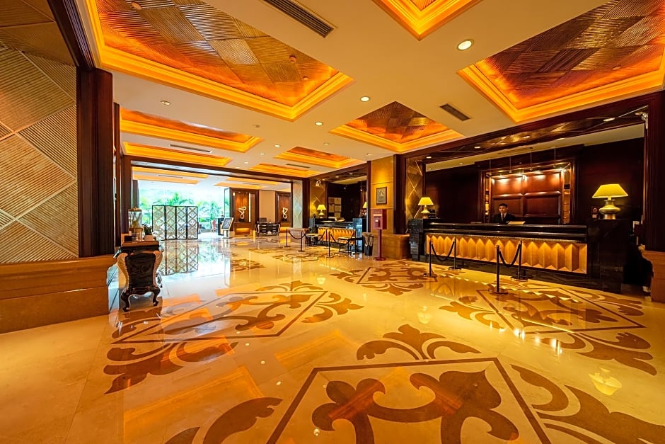 Grand International Hotel