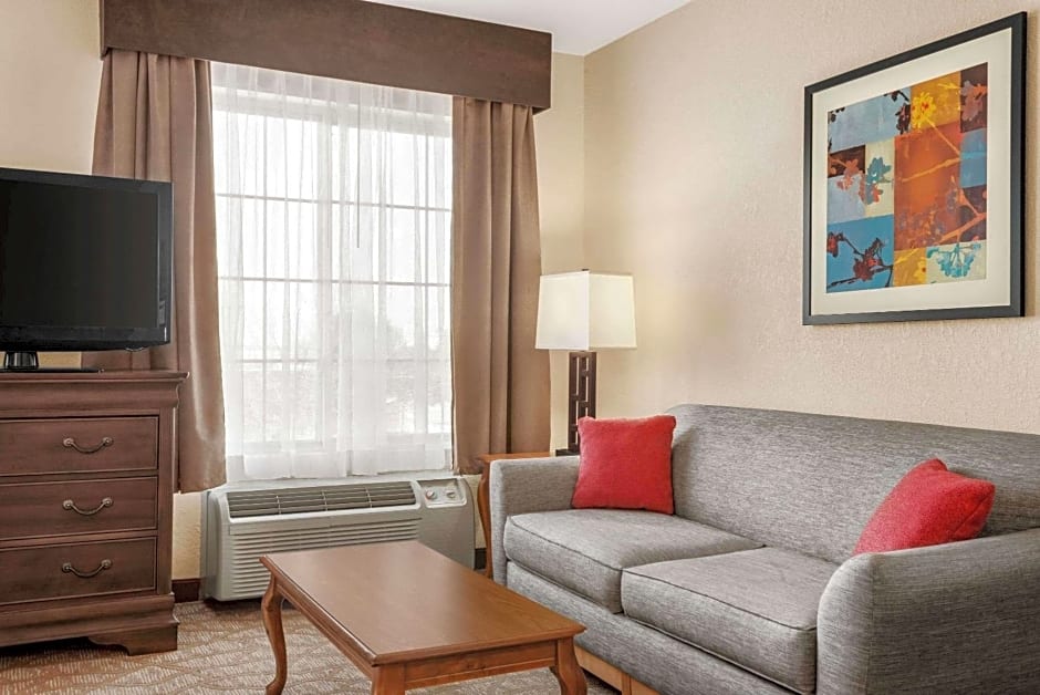 Hawthorn Suites by Wyndham Decatur