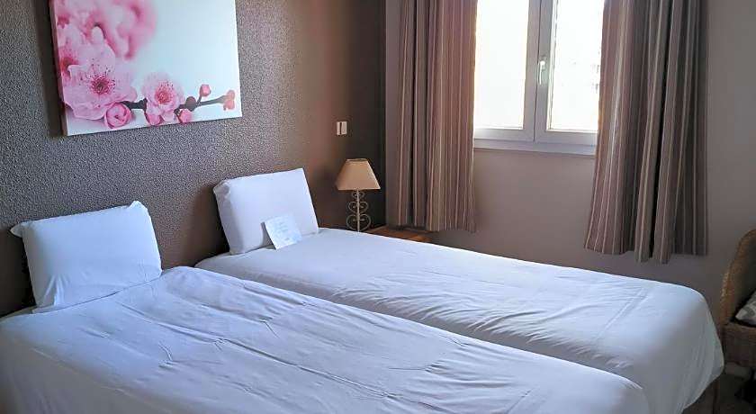 Kyriad Hotel Montpellier Centre Antigone