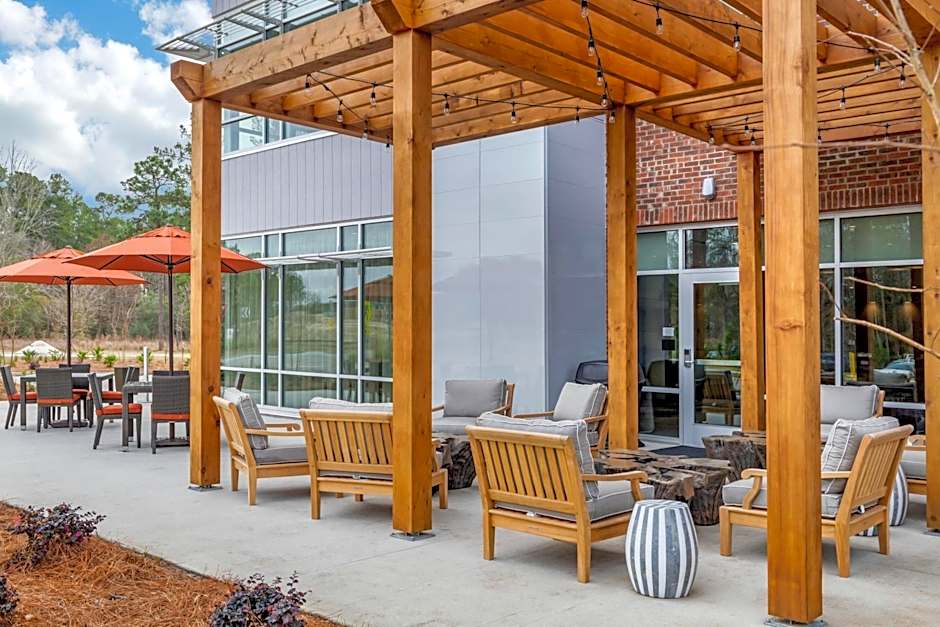 DoubleTree by Hilton Summerville Nexton