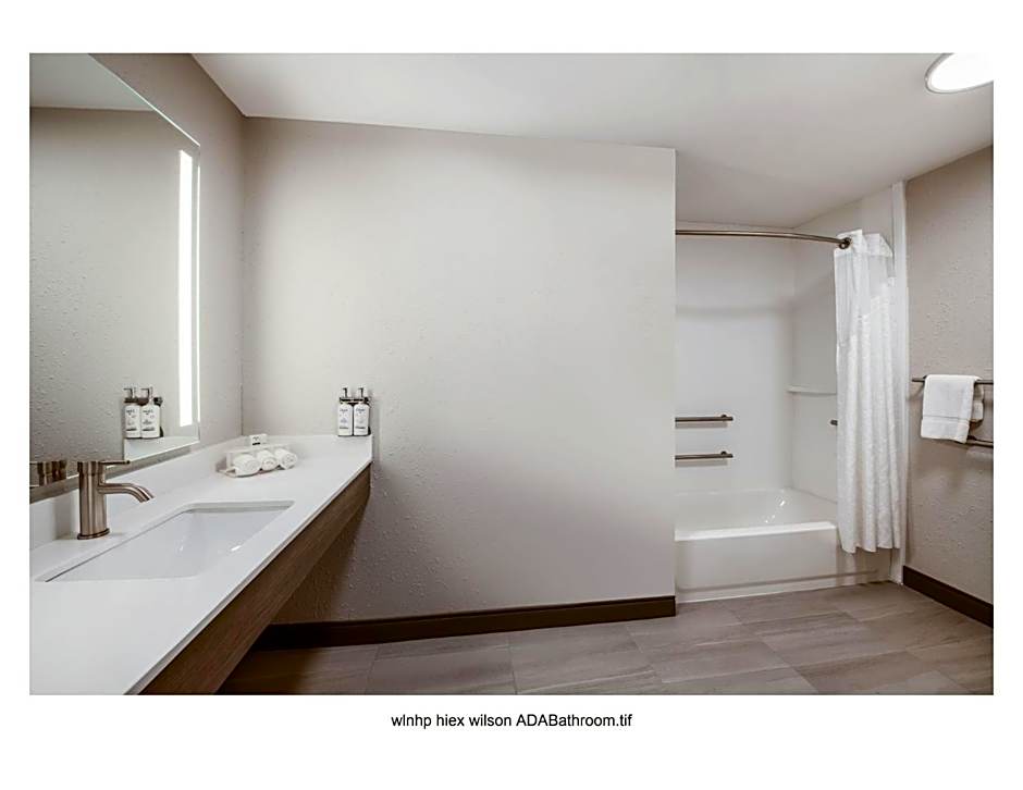 Holiday Inn Express & Suites Wilson I-95 By IHG