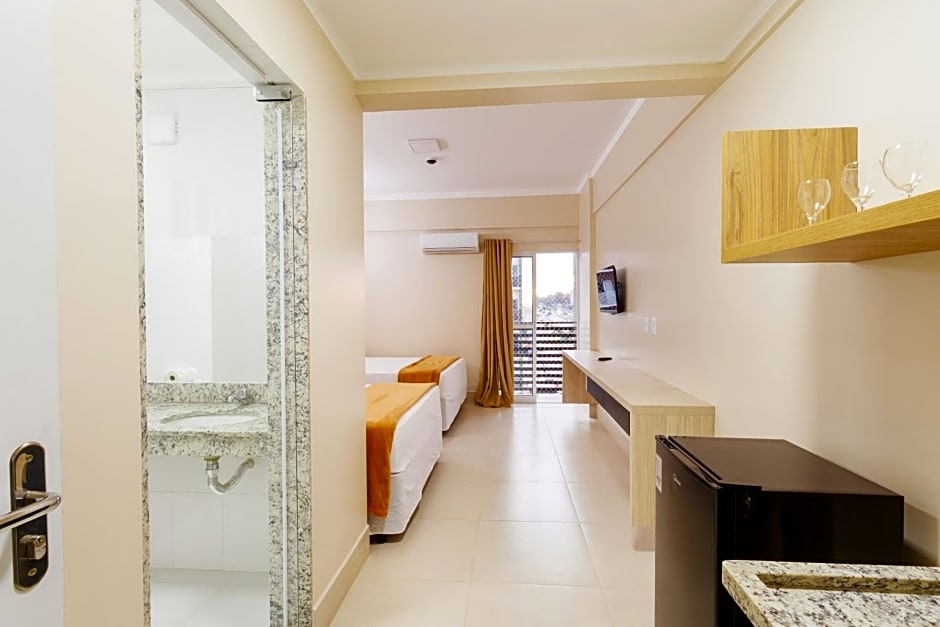 Spazzio diRoma com entrada ao Acquapark Gratuito, Apartamento 840 vista para a Piscina