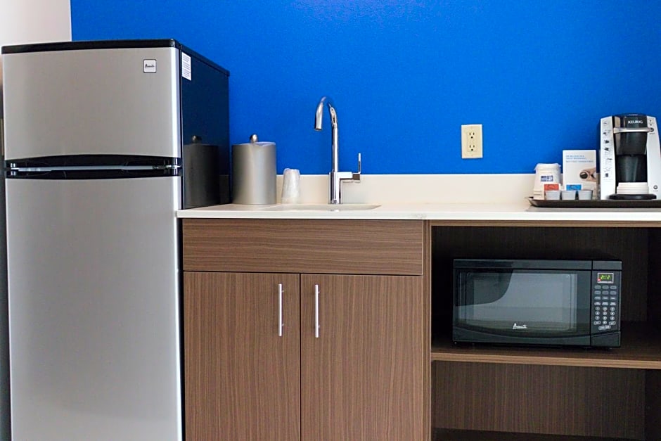 Holiday Inn Express Seattle - Sea-Tac Airport By IHG