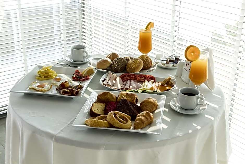 Glaros Royal Beach Hotel