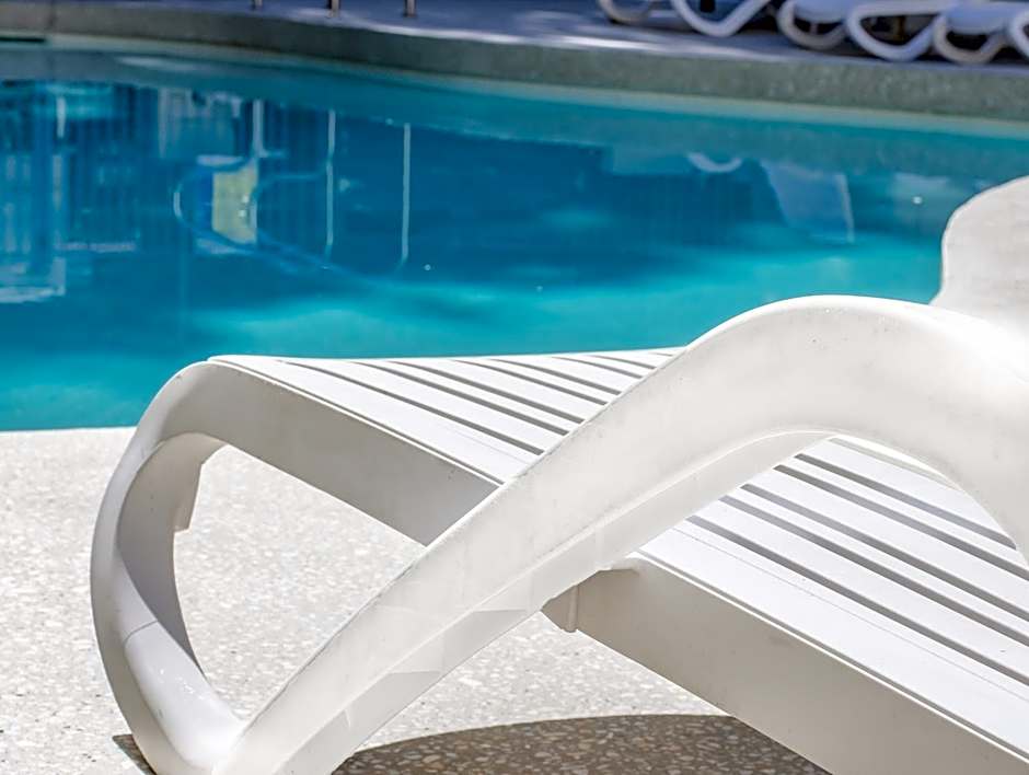 Bella Mare Coolangatta Beachside Apartments