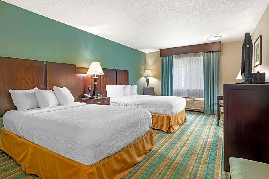 Best Western Berkshire Hills Inn And Suites