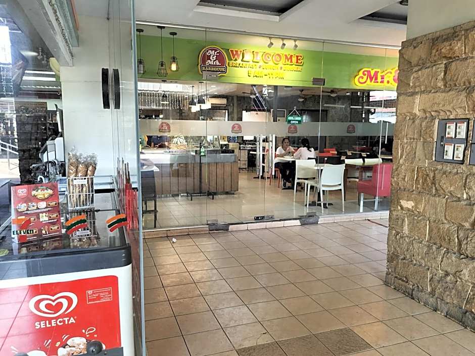 Cozy235 studio at The Persimmon