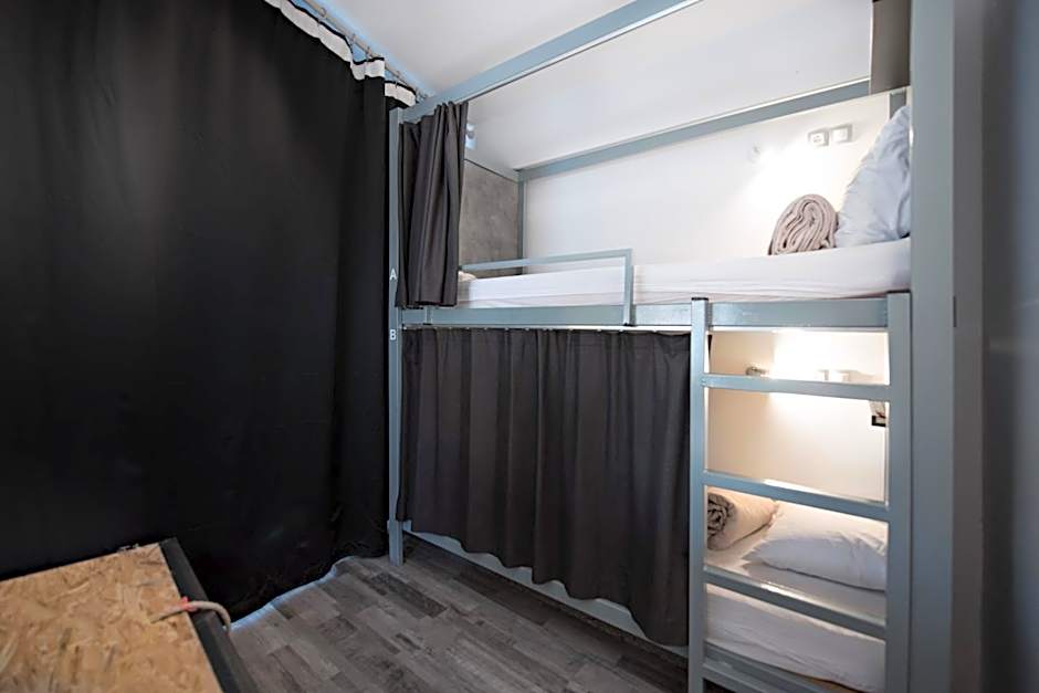 Bedbox Hostel
