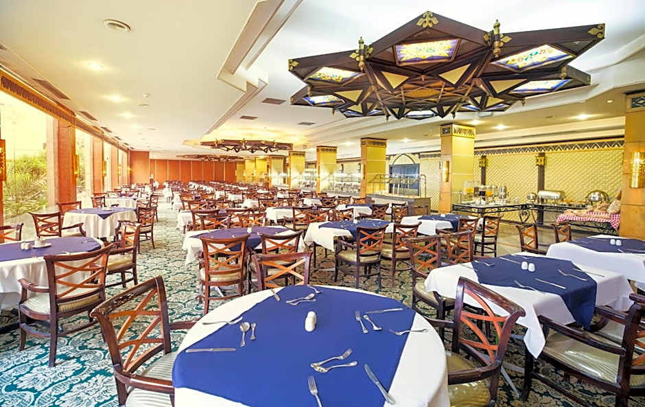 Pyramisa Luxor Hotel and Suites