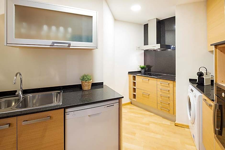 Lucas House Apartments by Sitges Group