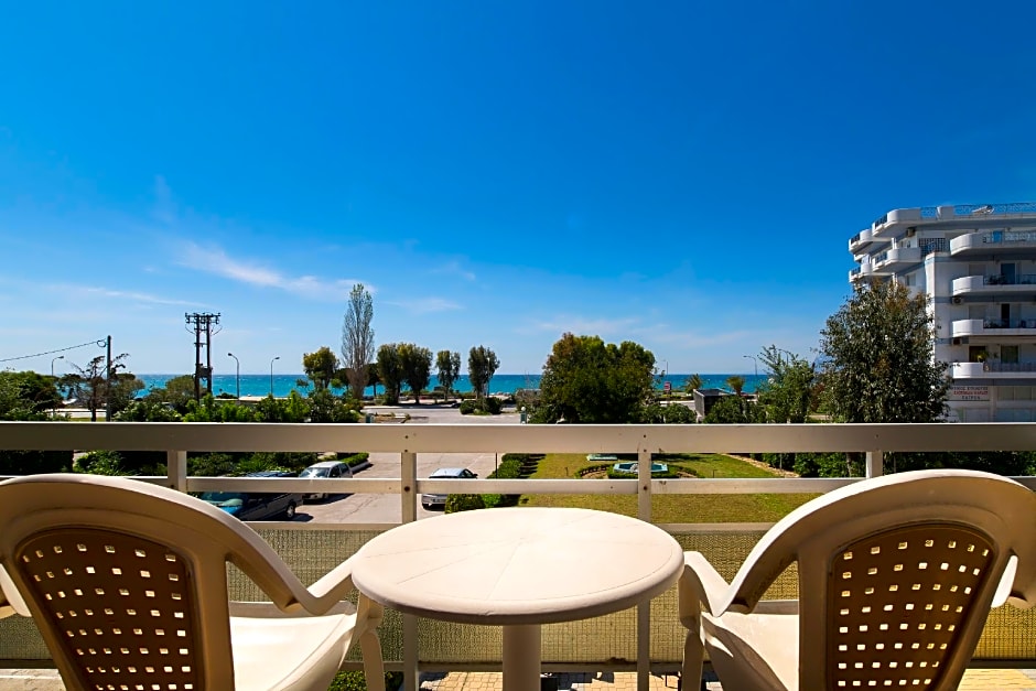 Delfini Hotel Patras