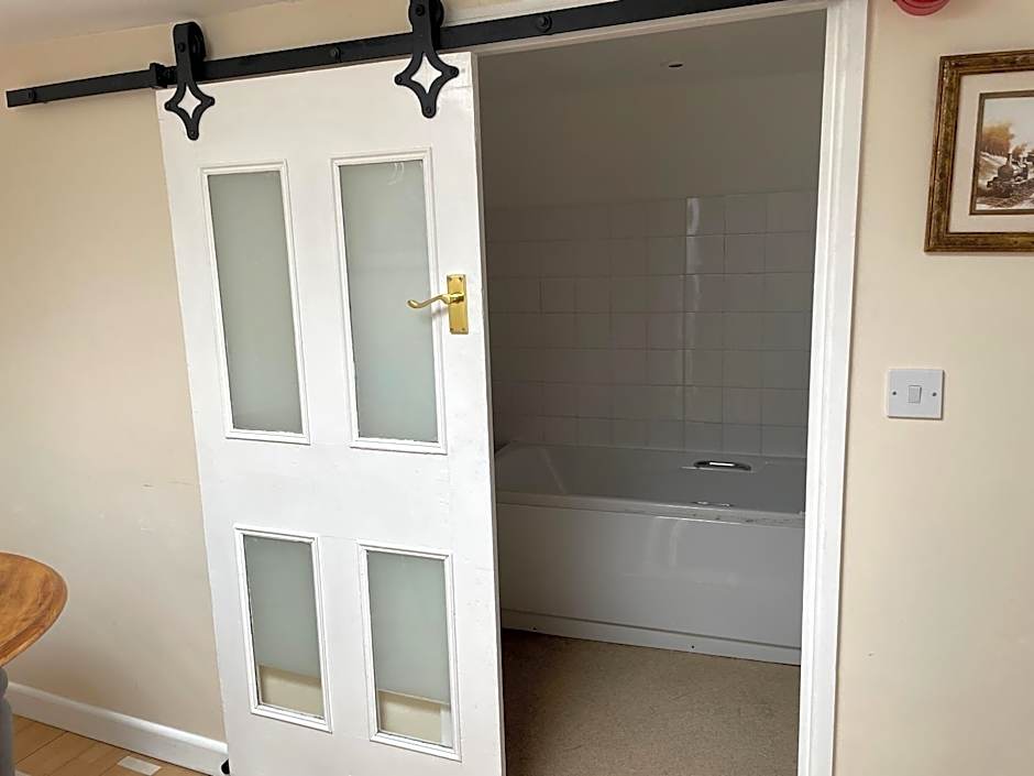 Station House, Dartmoor and Coast located, Village centre Hotel