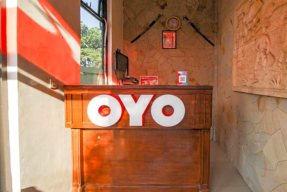 OYO 820 Abad Baru Hotel