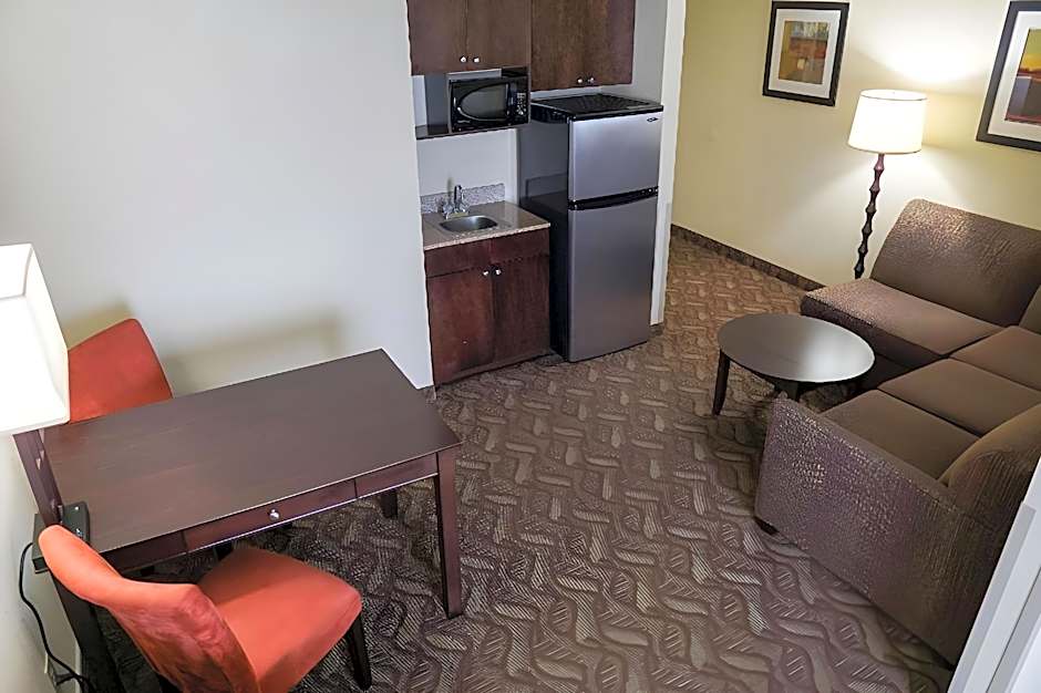Best Western Plus Augusta North Inn & Suites