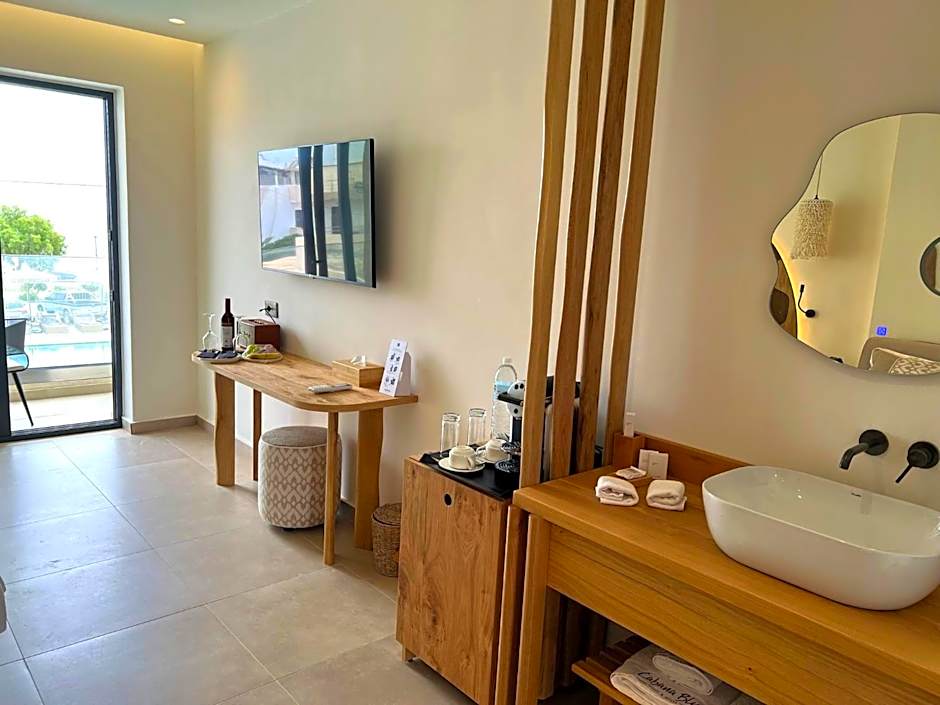 Cabana Blu Hotel & Suites