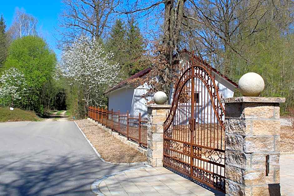 Waldhotel Rainau