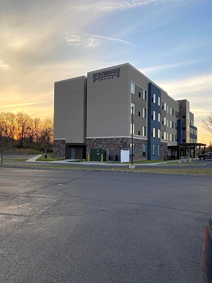 Staybridge Suites - Cincinnati East - Milford, an IHG Hotel